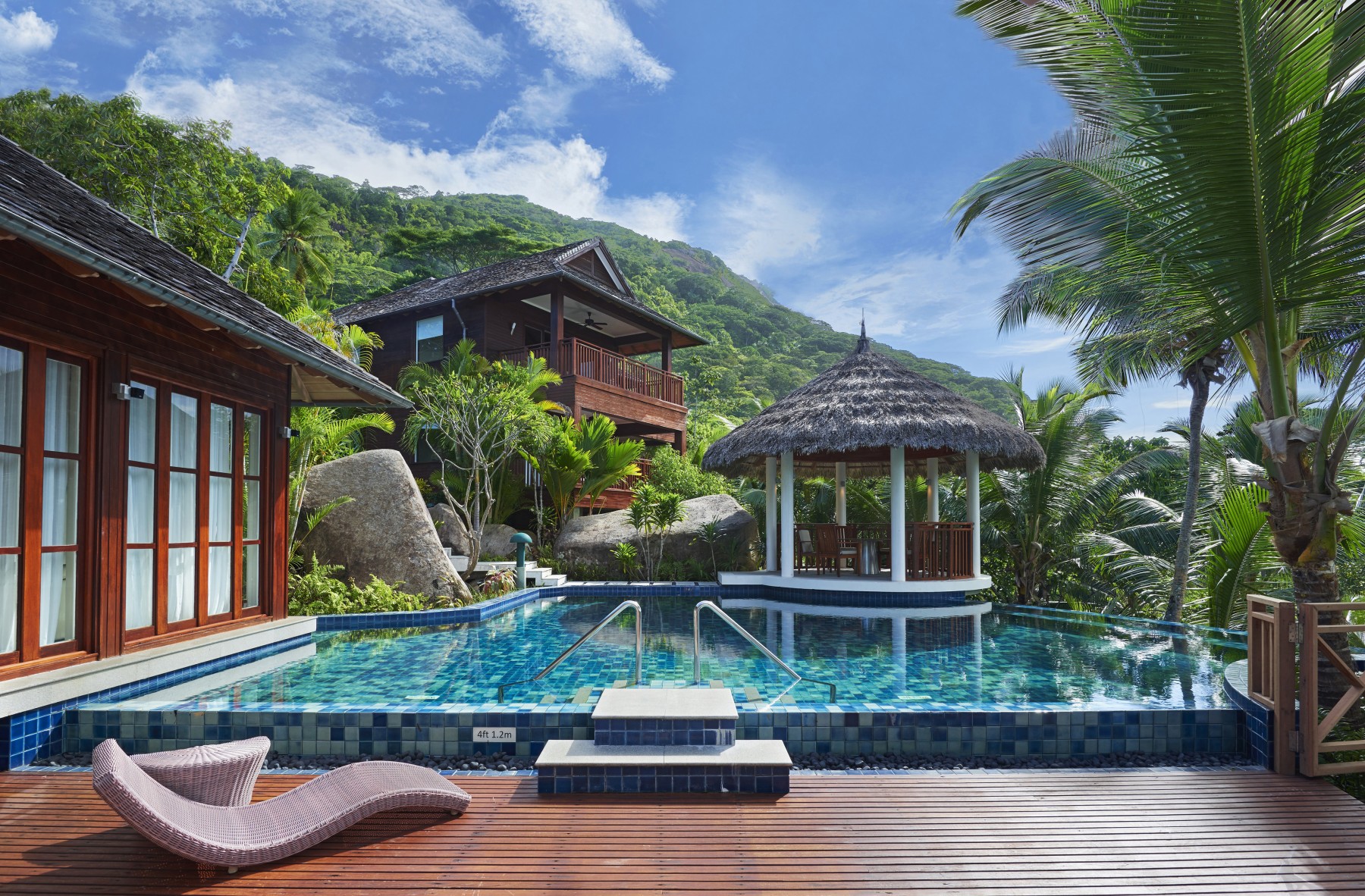 Two Bedroom Labriz Retreat 